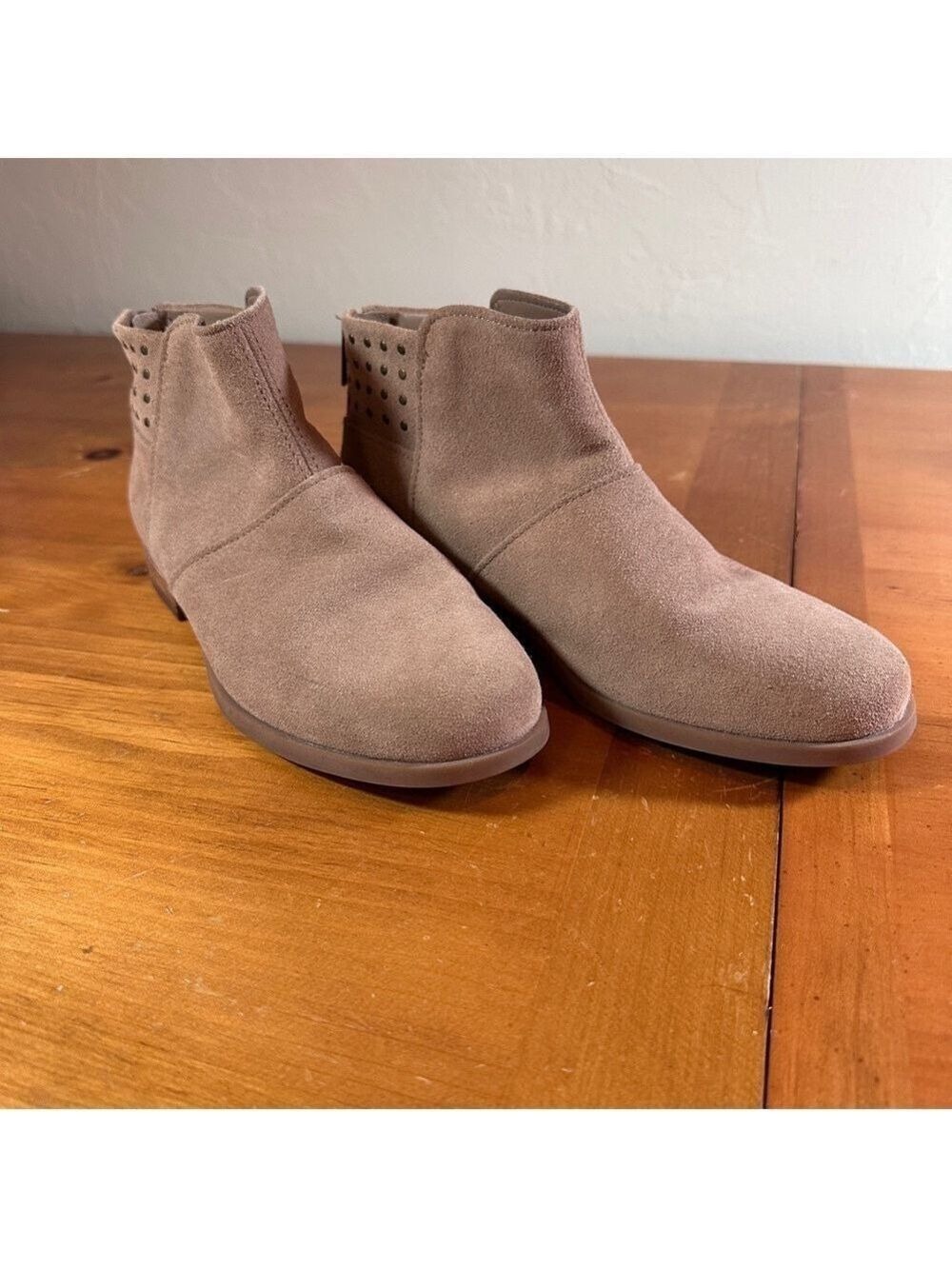 Koolaburra by Ugg Suede Tan Ankle Boots - Size 7.5